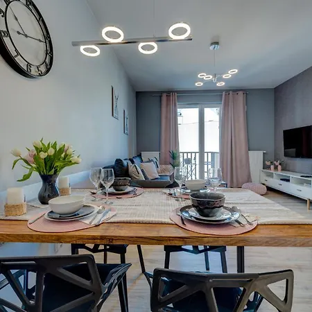 Lm Podgorna Stare アパート *